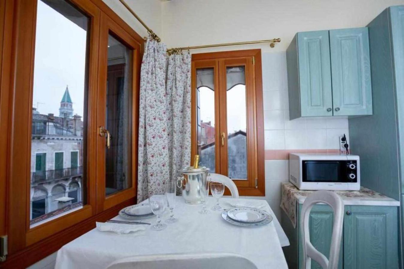 Апартаменти Emanuela'S Flat Венеція Екстер'єр фото